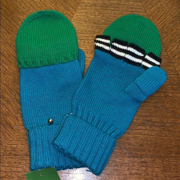 kate spade Accessories - Kate Spade big apple fingerless gloves kate spade Accessories - Kate Spade big apple fingerless gloves